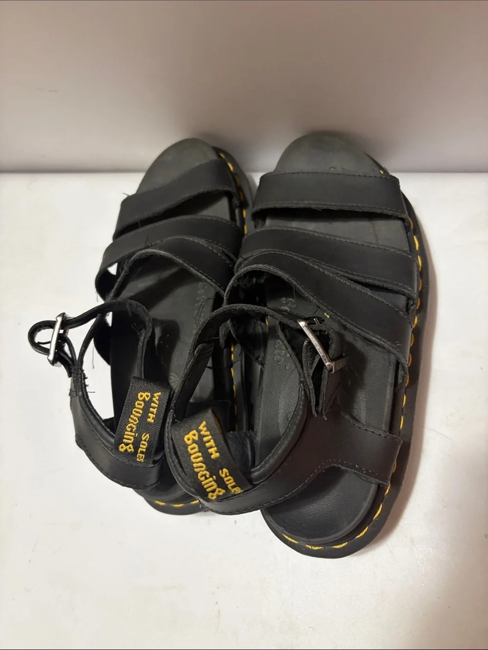 Dr Marten Blaire Black Leather Strappy Sandals with Yellow Stitching Sz 5 Women